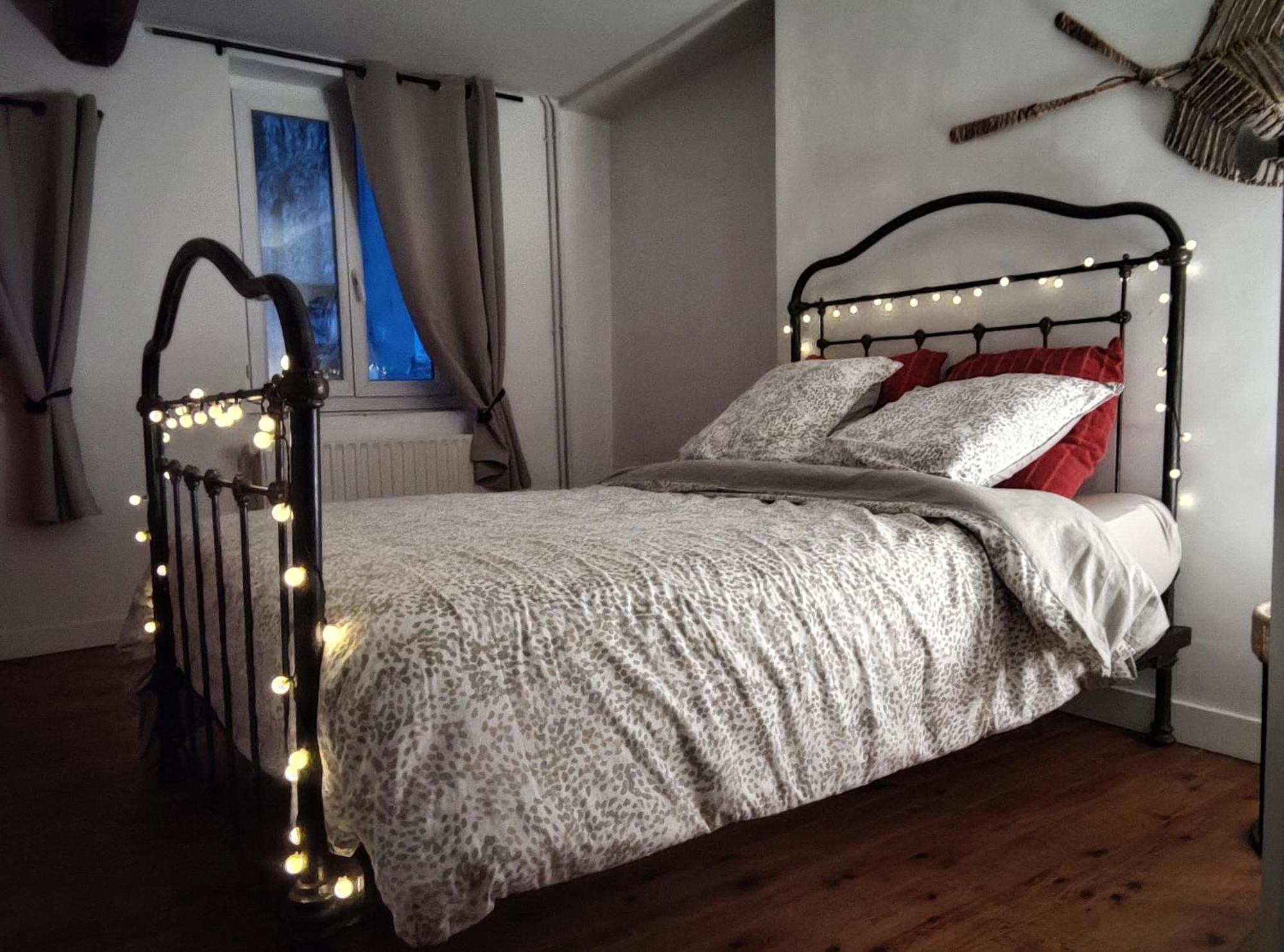 Maison Cosy Au Coeur De La Vieille Hébergement de vacances *